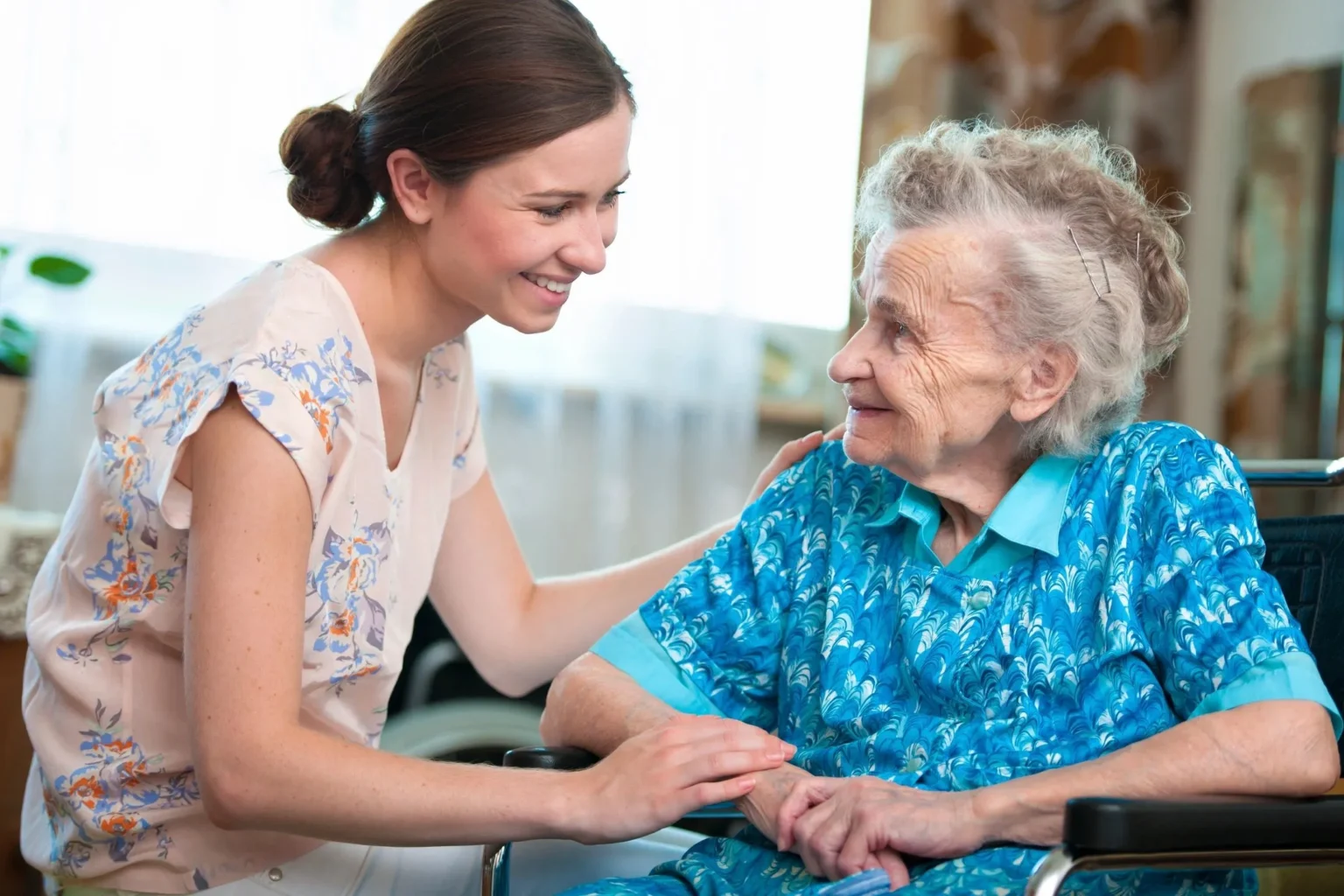 How Does Assisted Living Short Term Stay Help PTSD Seniors?